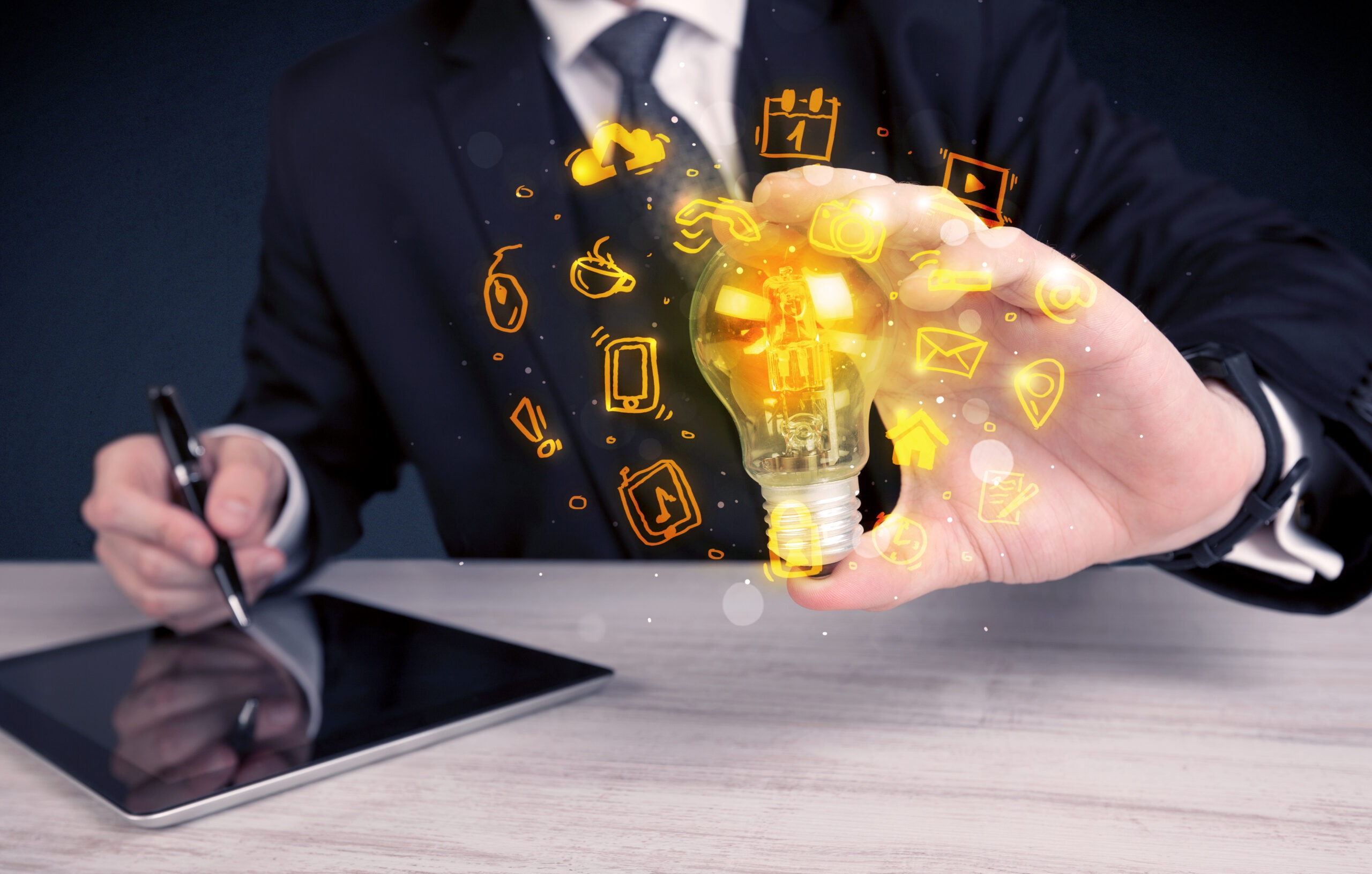 shutterstock_621622667_USAF HeaderImage USA Firmware Smart ideas