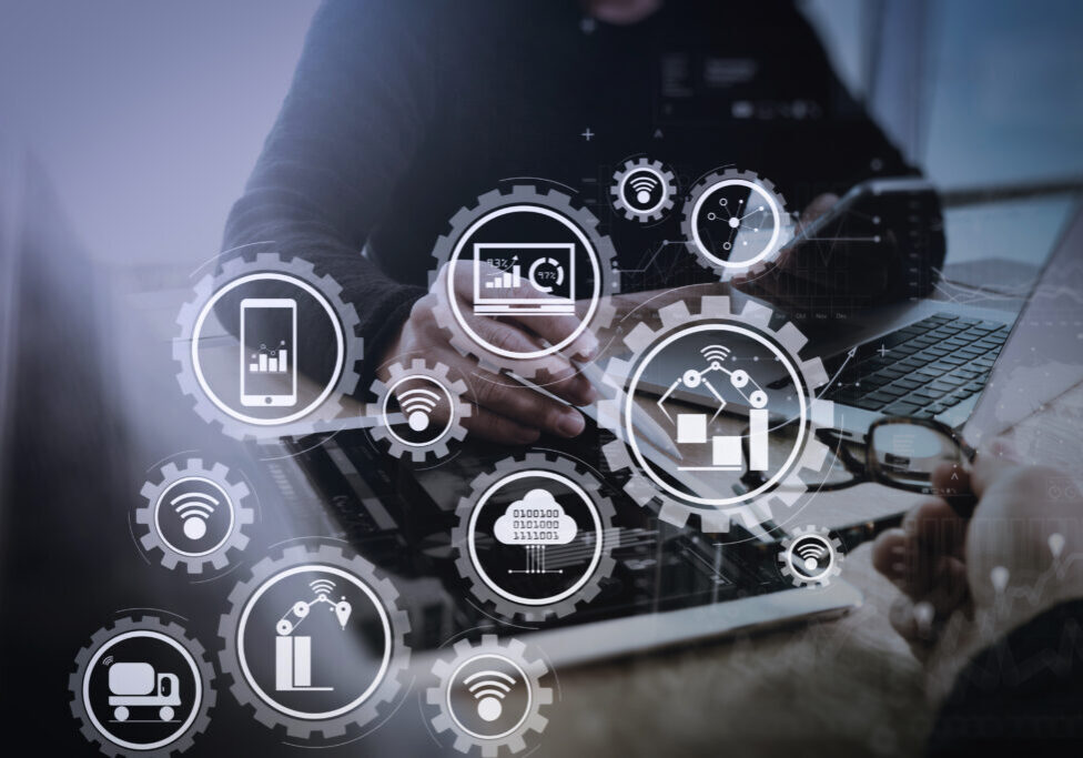 Smart,Factory,And,Industry,4.0,And,Connected,Production Embedded Solutions vs. PLC